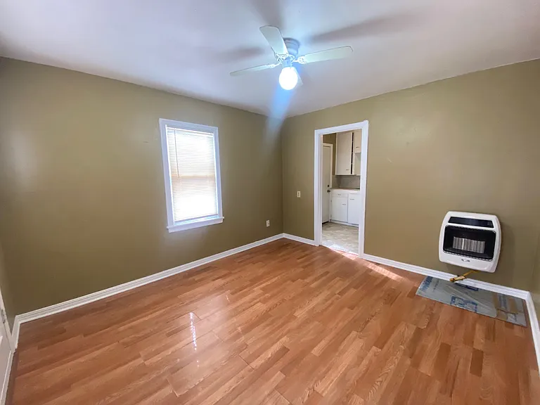114 SE 40th St #114 — Photo 5
