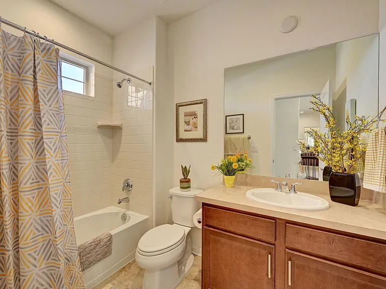 14351 Ivy St — Photo 22