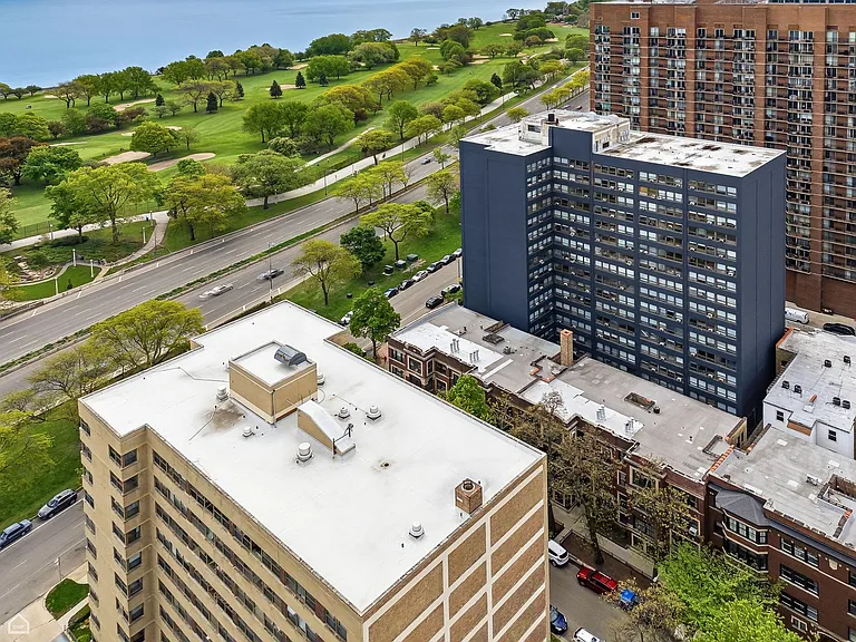 4180 Marine Terrace Apartments — Photo 32
