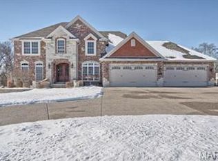 6881 Christopher Dr, Saint Louis, MO