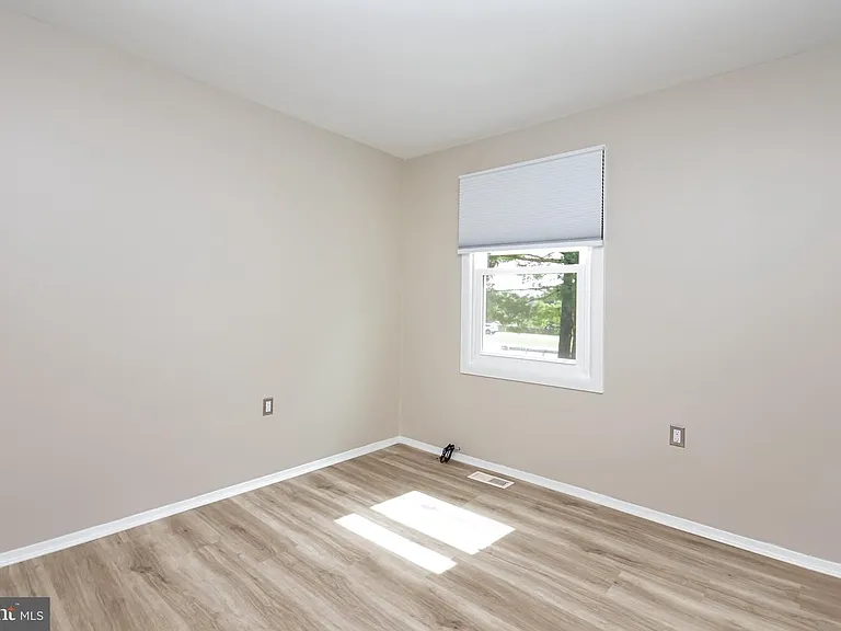 8853 Teakwood Ct — Photo 36
