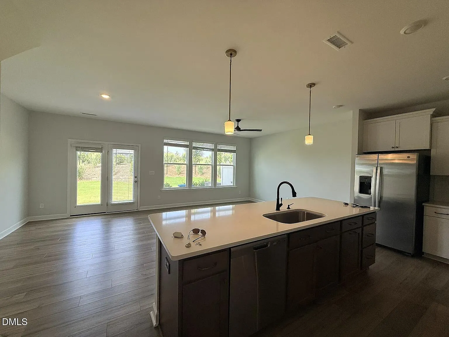 3 bed, 2.5 bath, $2,250 — Photo 3