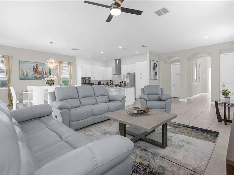 Fairview Cir — Photo 10