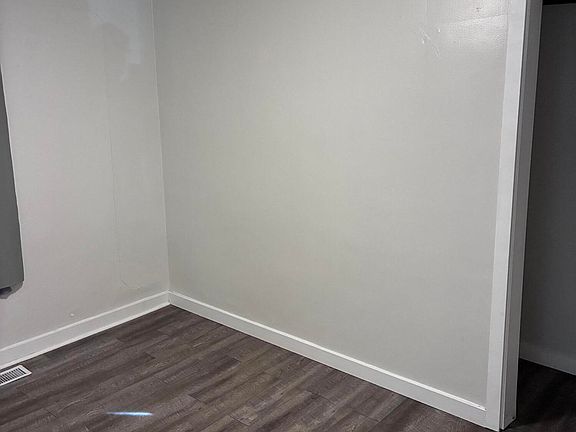 5th image of 3319 Waalkes St