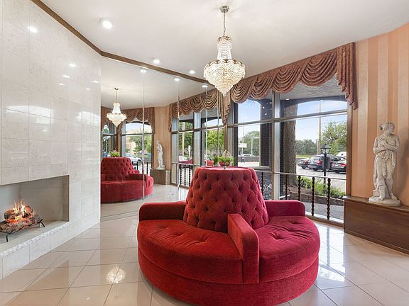 4th image of 4949 Golf Rd APT 310