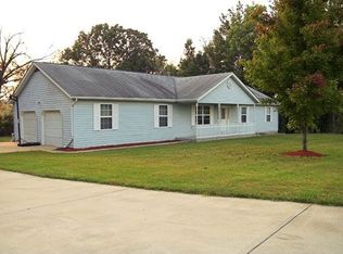 813 Brice Dr, Festus, MO 63028