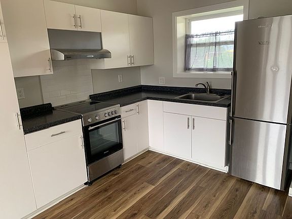 4th image of 211 Kellog St #205