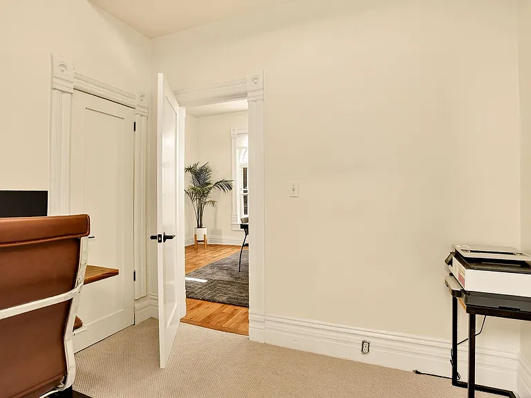 2215 Meade St — Photo 12