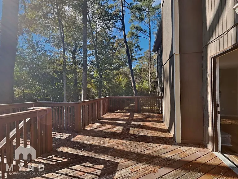 3767 Chestnut Ridge Ln — Photo 18