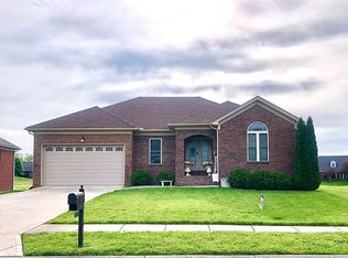 111 Council Dr, Bardstown, KY 40004