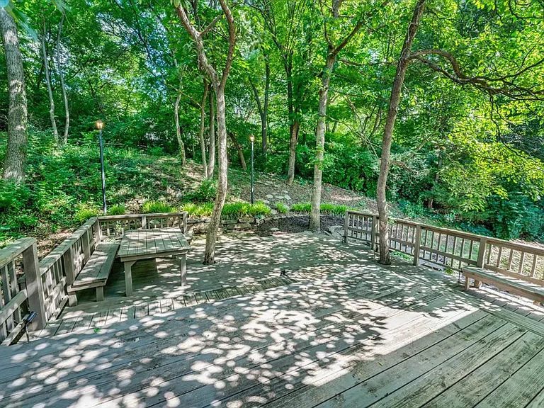 3261 Eden Dr — Photo 10