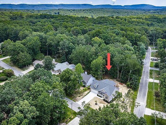 2nd image of 145 Lakeside Dr