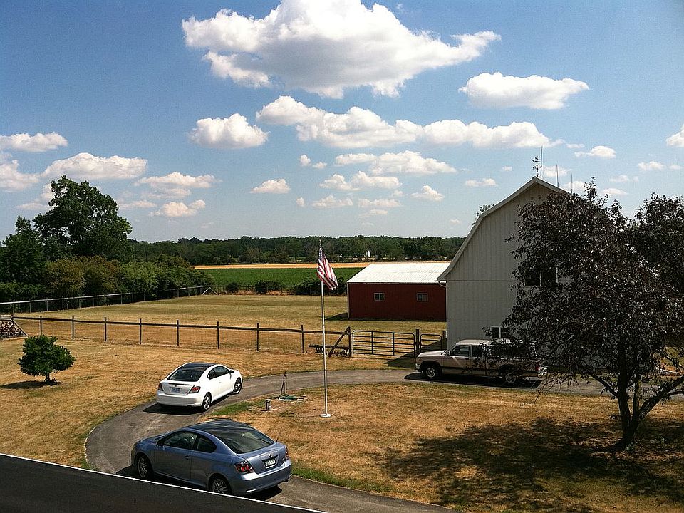2nd image of 6670 Hicker Rd