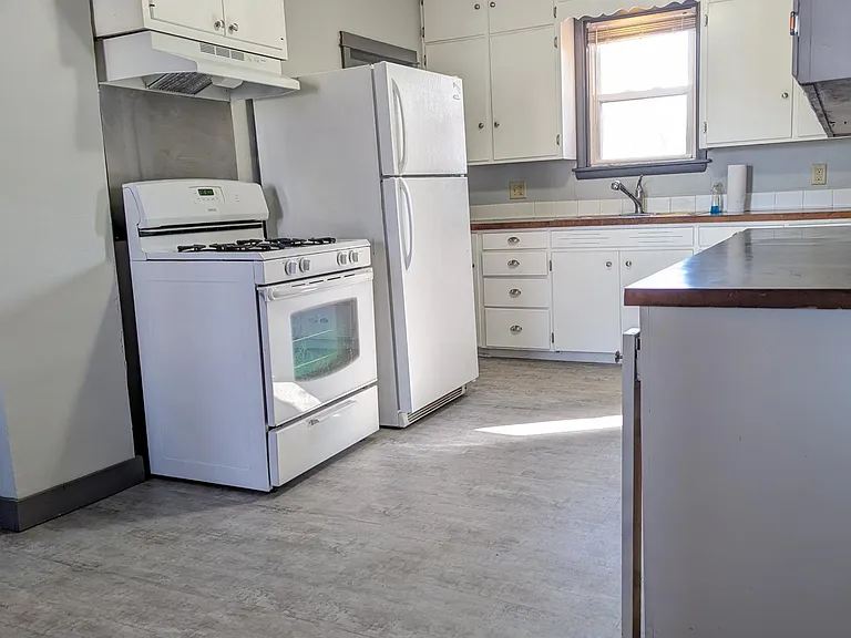Kitchen 2