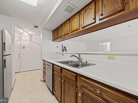 5th image of 12286 Ashmont Ct APT 102