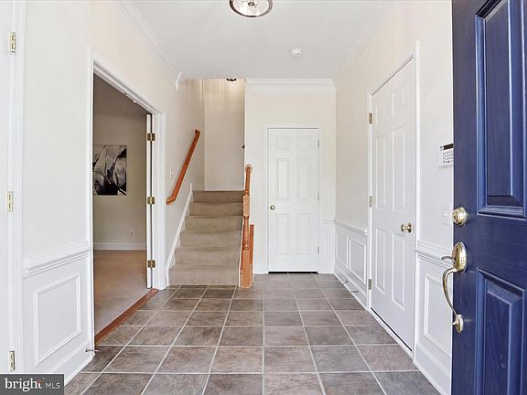 2nd image of 2409 Huntington Park Dr