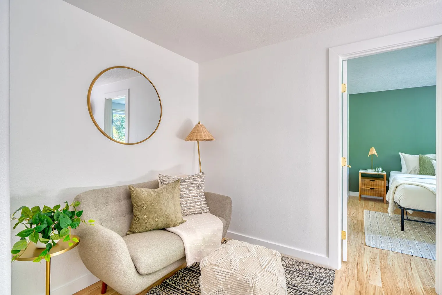 1 bed, 1.0 bath, 548 sqft, $2,367 — Photo 1