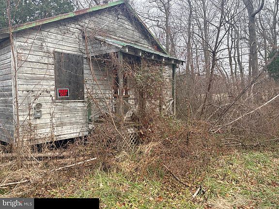 5th image of 1174 Wrighton Rd