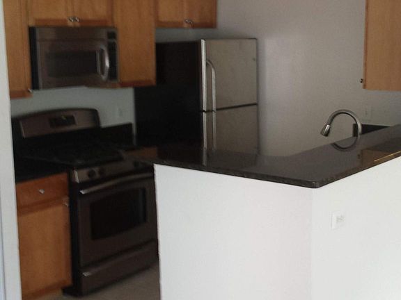 5th image of 75 S Reynolds St #G419