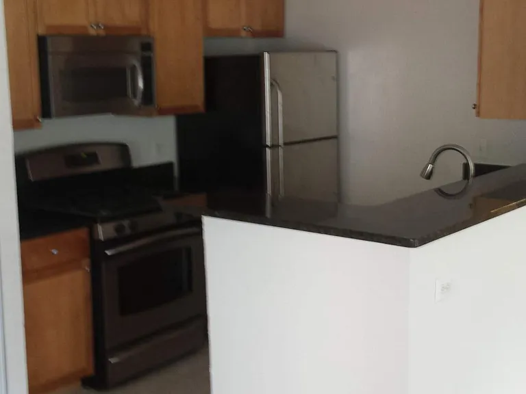 75 S Reynolds St #G419 — Photo 5