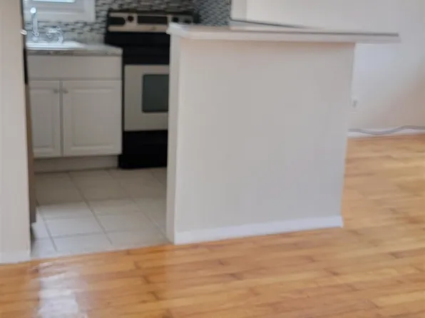 1901 Kennedy Boulevard image 6 of 35