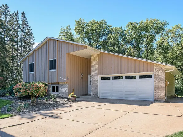 900 Knollwood Ct, Stillwater, MN 55082