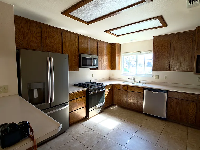 8664 Deschutes Rd — Photo 12
