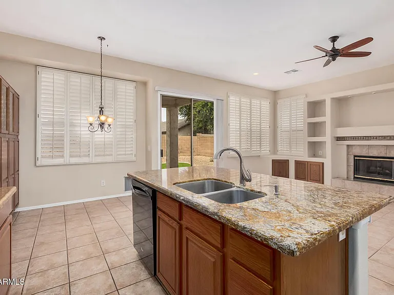 6516 W Matilda Ln — Photo 17
