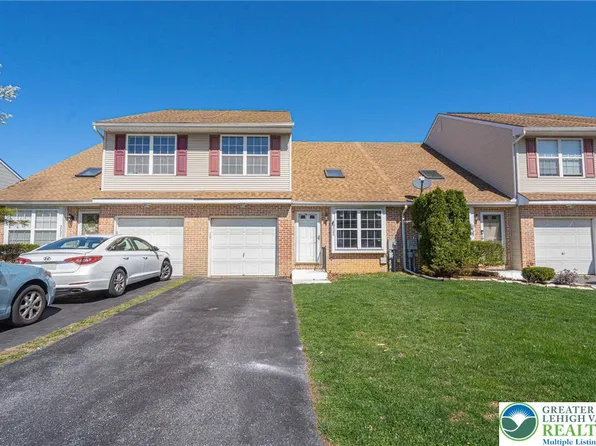 2725 Victoria Ln, Easton, PA 18045