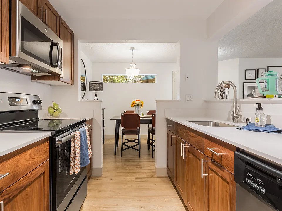 Artesia Apartments