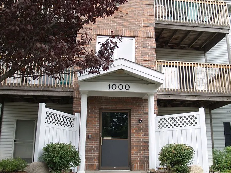 Spruce Pointe — Photo 22