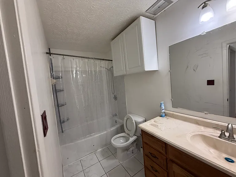 2956 N Dekalb Dr #D — Photo 6