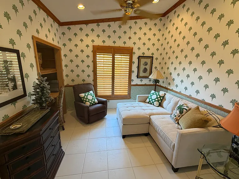 9391 Bridgeport Dr — Photo 17