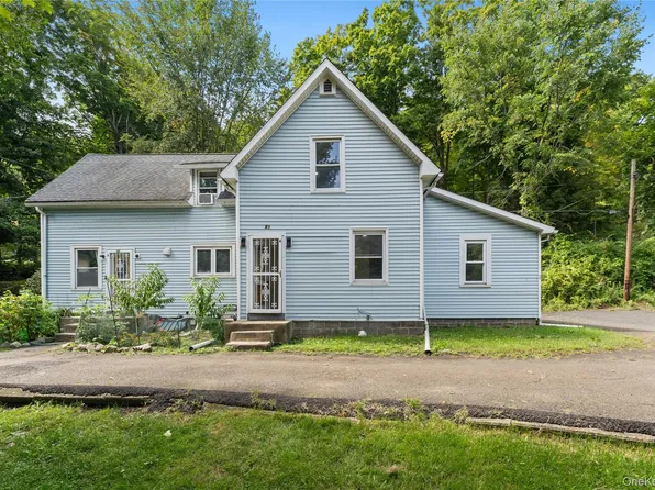 369 Route 17 #A, Tuxedo Park, NY 10987