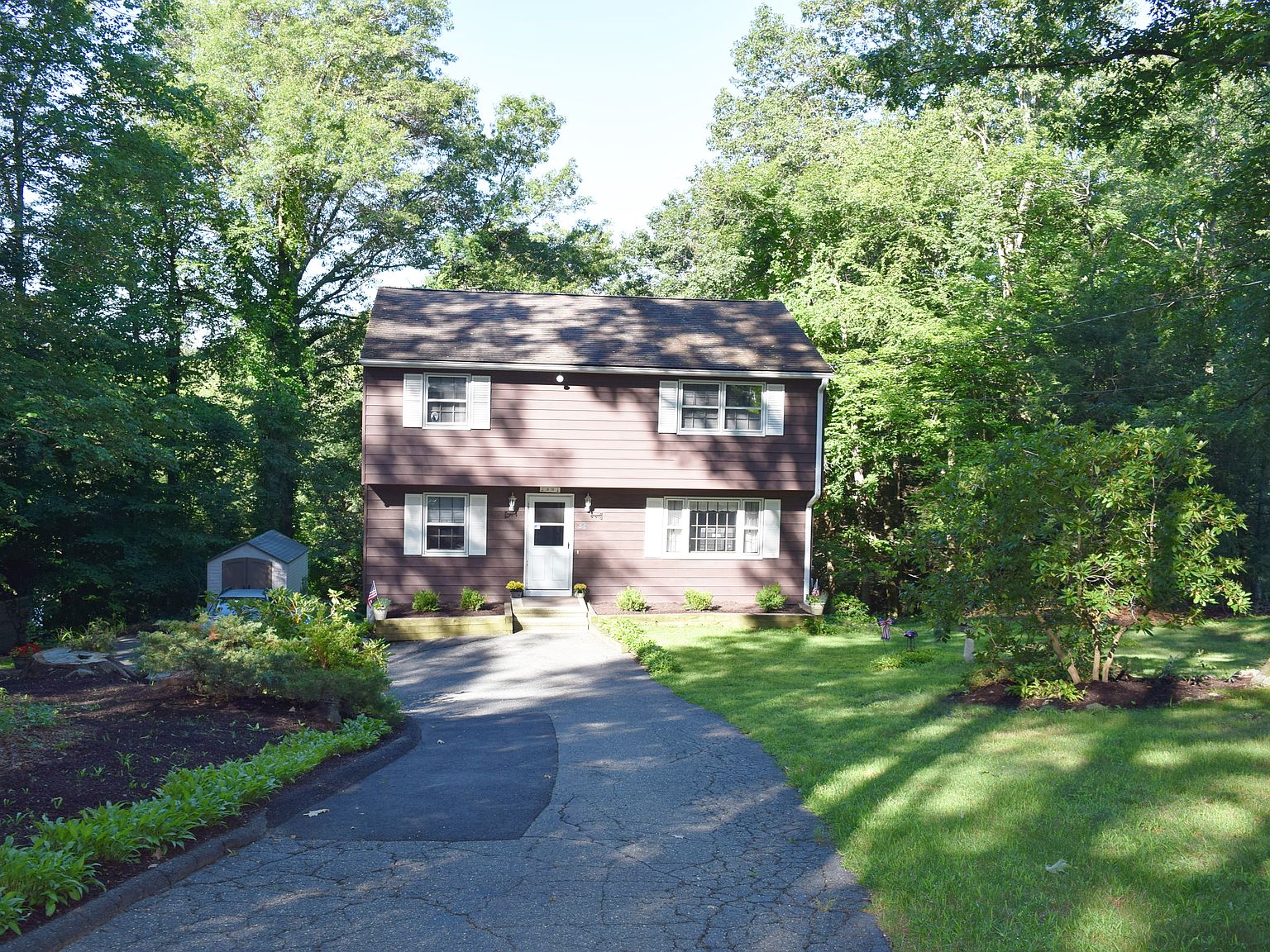 39 Huckleberry Hill Rd, Brookfield, CT 06804 Zillow