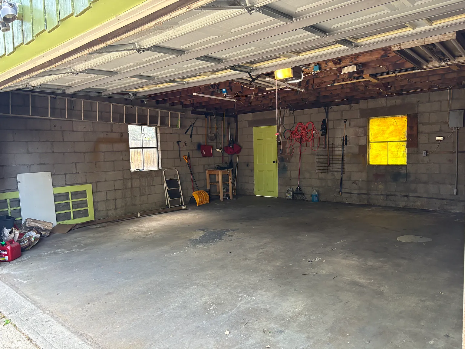 3 bed, 1217 sqft, $3,700 — Photo 4