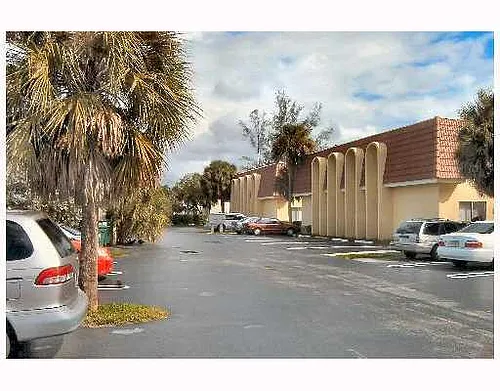 11350 Royal Palm Blvd #11350 Photo 1