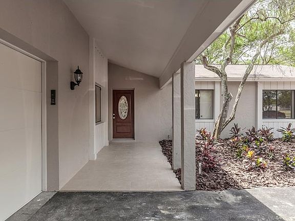 3rd image of 11204 Orange Grove Dr