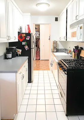 Sold by ONE Manhattan Real Estate | media 3