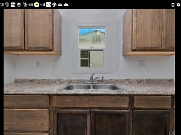 5th image of 15528 3rd St