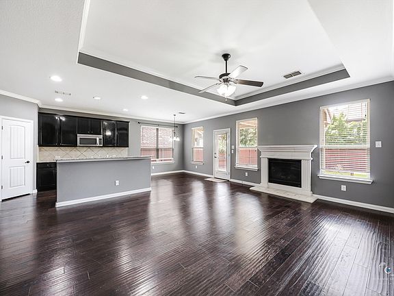 4th image of 3316 Canyon Lake Dr
