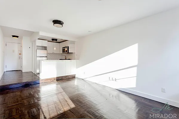 Rented by Mirador Real Estate | media 14