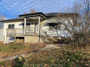 3724 Battersea Rd, South Frontenac, ON K0H1X0