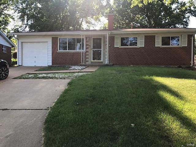 1st image of 644 Clager Dr