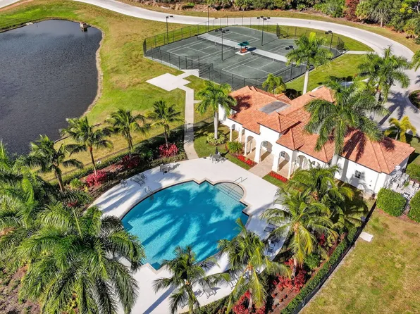 180 SE Via Bisento, Port St Lucie, FL 34952