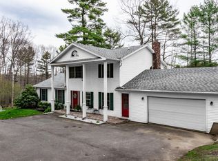 105 Ridgeview Dr, Veazie, ME 04401