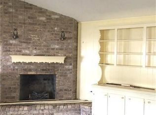 9007 Sharpview Dr, Houston, TX 77036