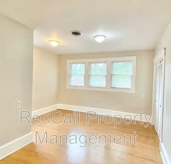 53 Shenandoah Rd — Photo 13
