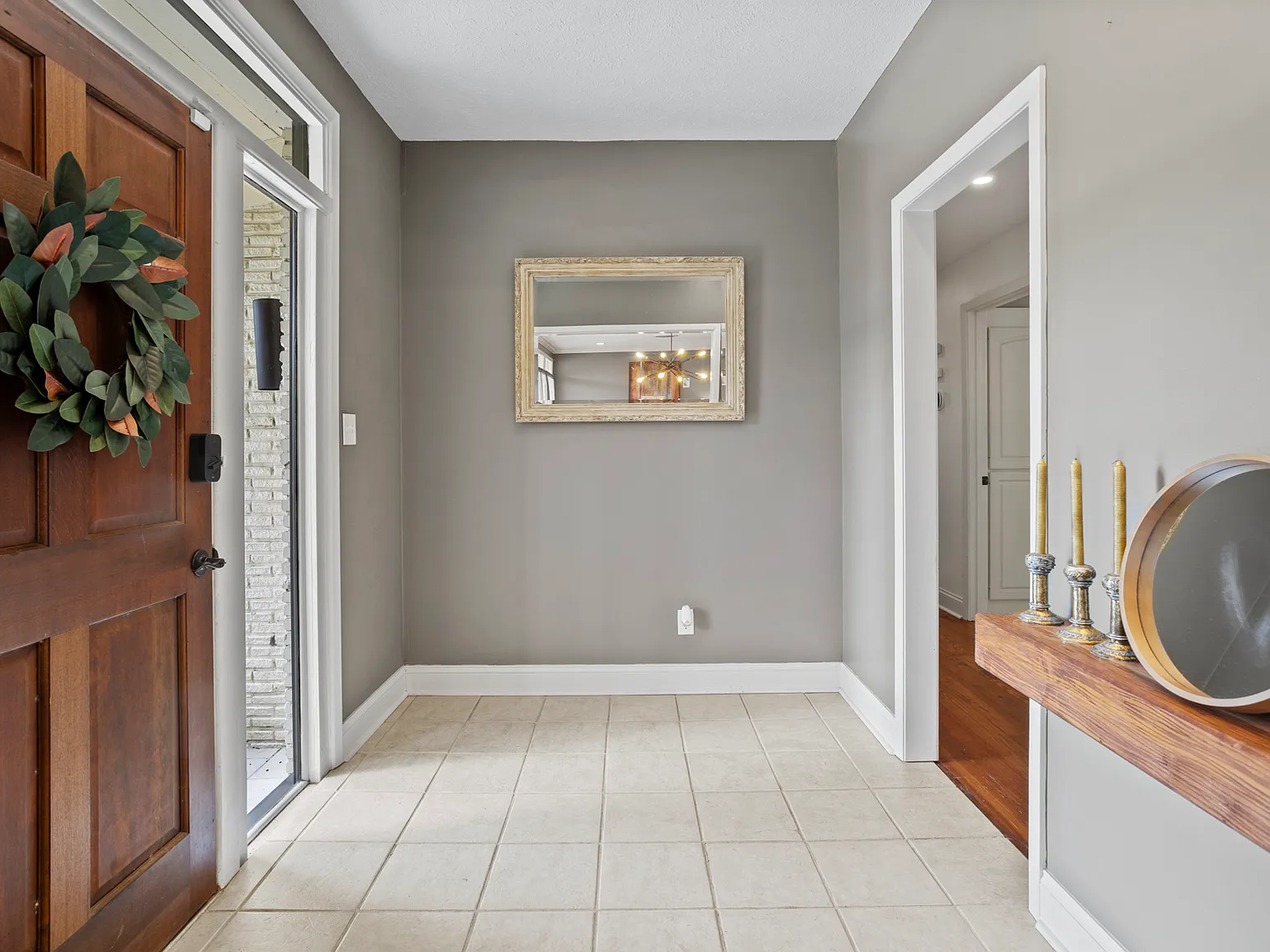3 bed, 2250 sqft, $4,500 — Photo 4
