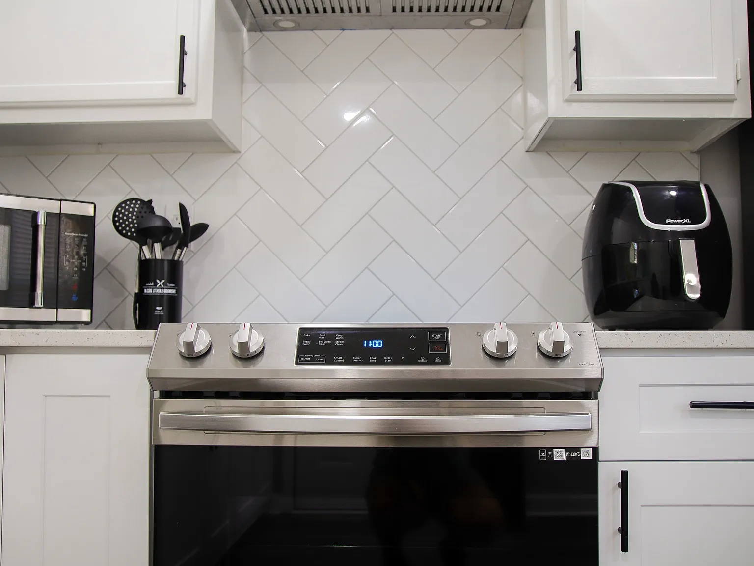 6848 Torrance Ln — Photo 3
